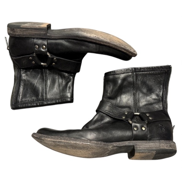 FRYE HARNESS SHORT LEATHER BOOTS - Picture 2 of 9